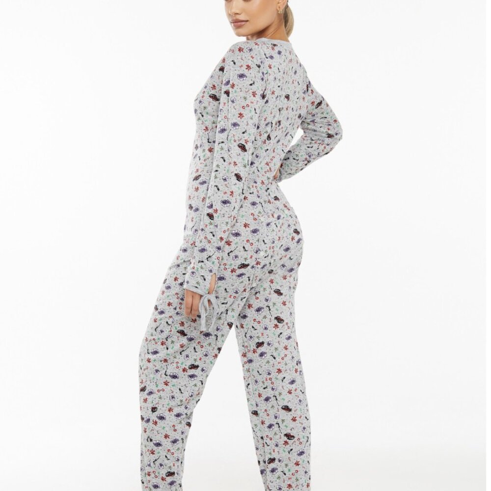 Savage x Fenty Gray 'Tis the Savage Open-Back  Pajama (1X) w Panty (L) and mask